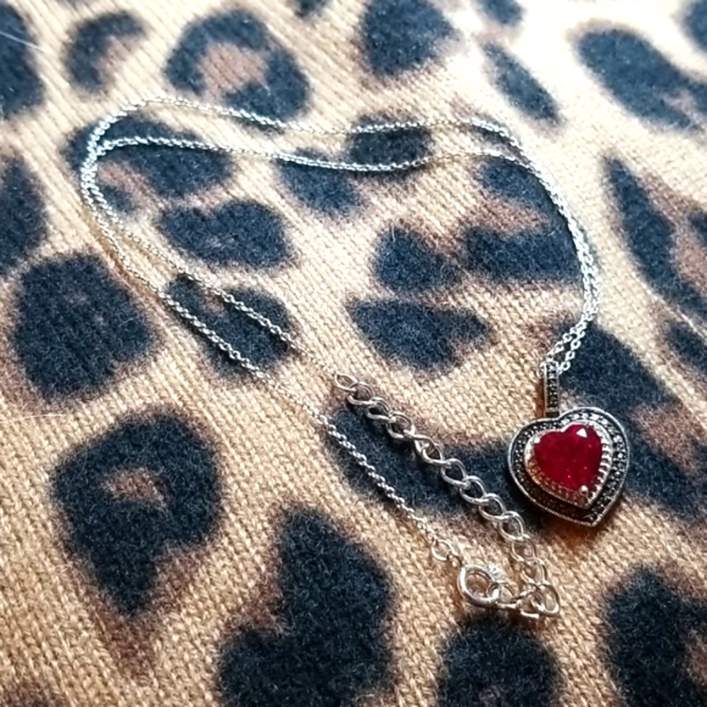 Ruby❤Heart & Marcasite Pendant - Picture 10 of 10